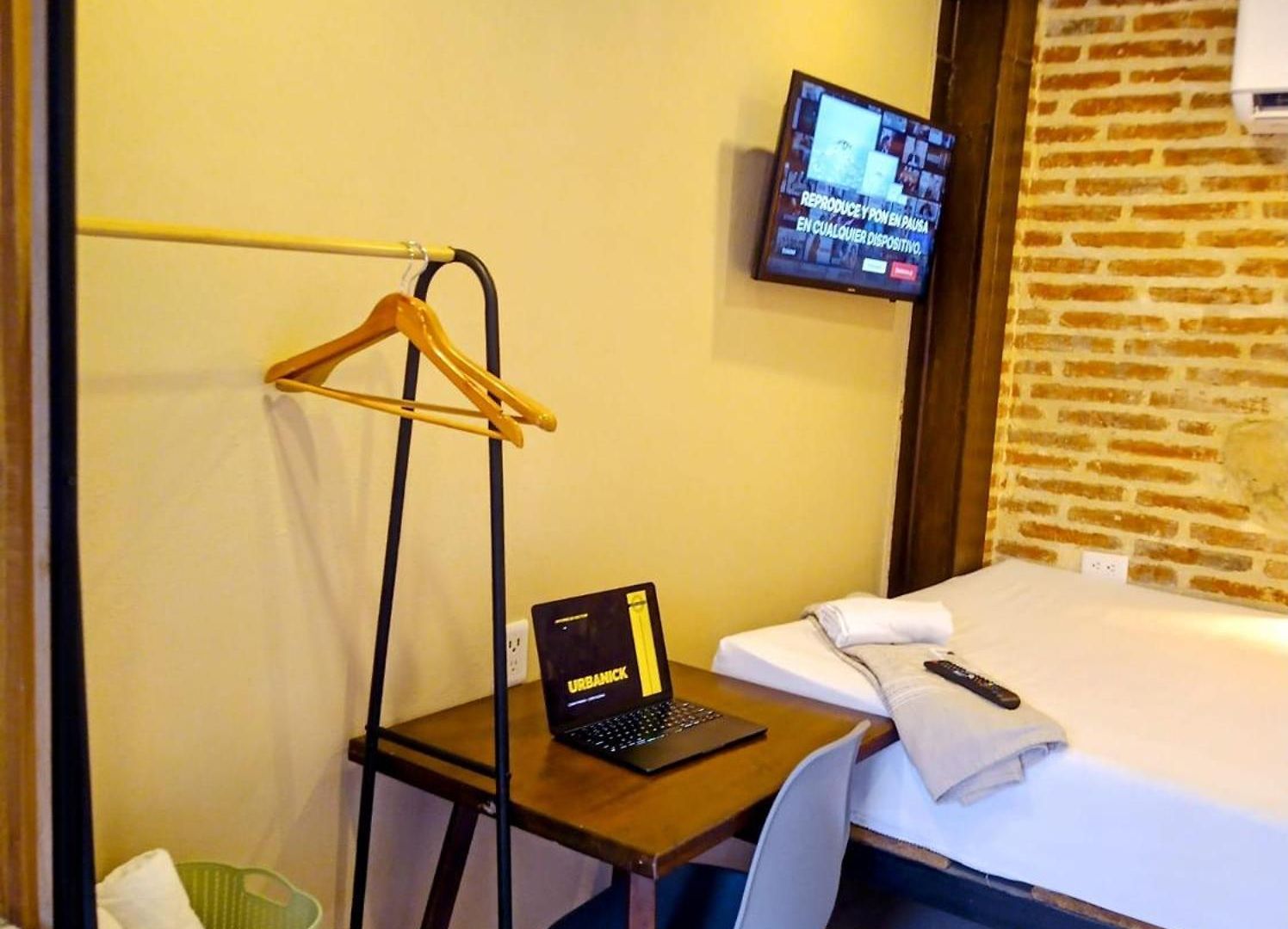 Guest house Doble Con Bano Privado En Getsemani Cartagena