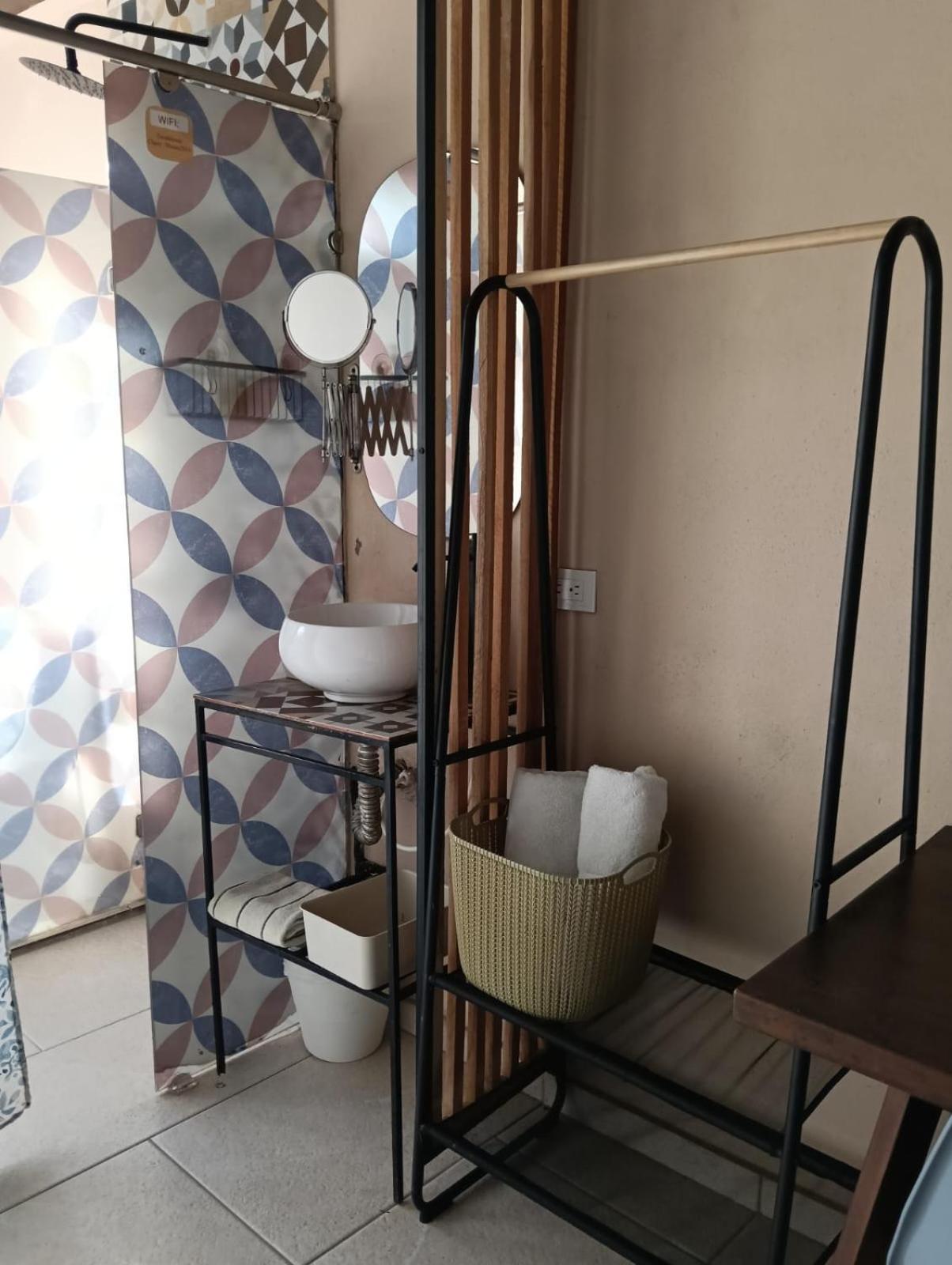 Doble Con Bano Privado En Getsemani Guest house *